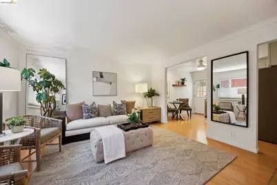2207 Damuth St #2, Oakland, CA 94602 - Photo 1