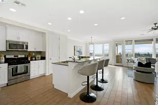 6299 Rocky Point Ct, Oakland, CA 94605 - Photo 7