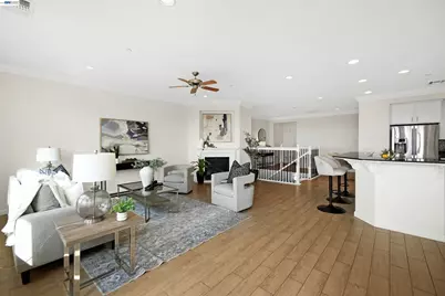 6299 Rocky Point Ct, Oakland, CA 94605 - Photo 15