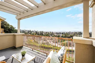 6299 Rocky Point Ct, Oakland, CA 94605 - Photo 19