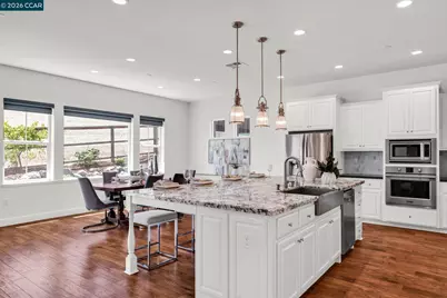 4252 Oak Knoll Dr, Dublin, CA 94568 - Photo 15