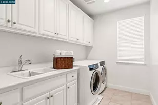 4252 Oak Knoll Dr, Dublin, CA 94568 - Photo 49