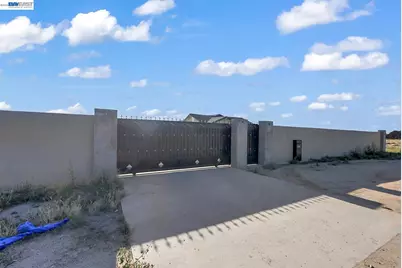 5825 Geer Rd, Hughson, CA 95326 - Photo 5