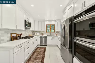 24 Las Vegas Rd, Orinda, CA 94563 - Photo 13