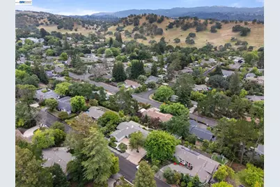 656 La Vista Rd, Walnut Creek, CA 94598 - Photo 67