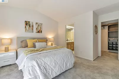 385 Kensington Cmn, Livermore, CA 94551 - Photo 19