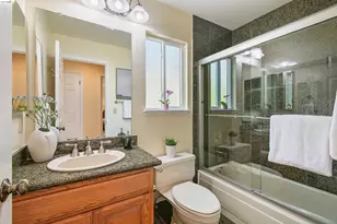 4303 Chamberlin Ct, Oakland, CA 94619 - Photo 25