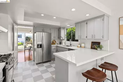575 McKinley Ct, San Leandro, CA 94577 - Photo 15