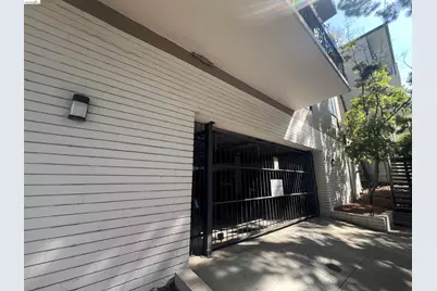 625 El Dorado Ave #204, Oakland, CA 94611 - Photo 21