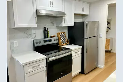 8761 Mountain Blvd #11, Oakland, CA 94605 - Photo 3