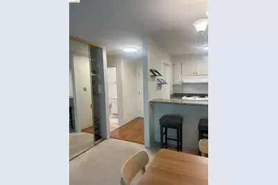 8761 Mountain Blvd #11, Oakland, CA 94605 - Photo 23