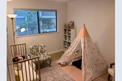 8761 Mountain Blvd #11, Oakland, CA 94605 - Photo 7