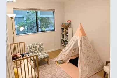 8761 Mountain Blvd #11, Oakland, CA 94605 - Photo 13