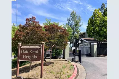 8761 Mountain Blvd #11, Oakland, CA 94605 - Photo 17