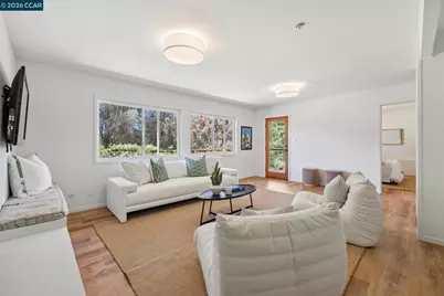 1119 Oak Hill Rd, Lafayette, CA 94549 - Photo 47