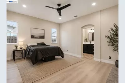 530 Seaport Village Drive, Livingston, CA 95334 - Photo 9