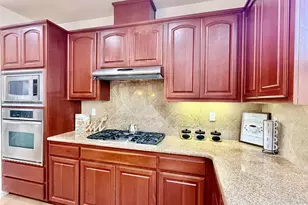 7240 Willow Creek Cir, Vallejo, CA 94591 - Photo 3