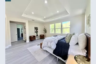 7240 Willow Creek Cir, Vallejo, CA 94591 - Photo 19