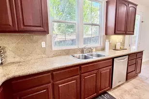 7240 Willow Creek Cir, Vallejo, CA 94591 - Photo 5