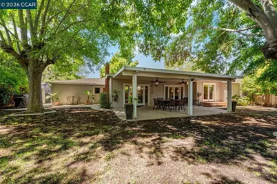 1642 Carriage Dr, Walnut Creek, CA 94598 - Photo 39