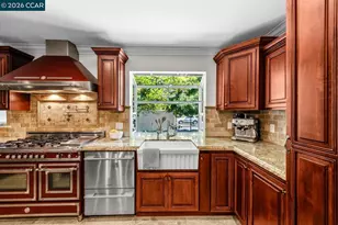 1642 Carriage Dr, Walnut Creek, CA 94598 - Photo 19