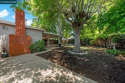 1642 Carriage Dr, Walnut Creek, CA 94598 - Photo 45