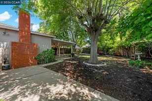 1642 Carriage Dr, Walnut Creek, CA 94598 - Photo 45