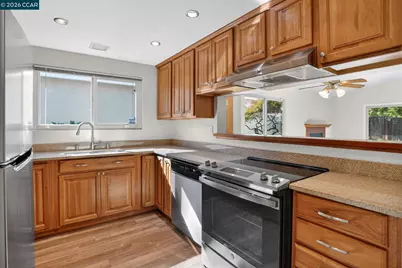 5390 Concerto Cir, Concord, CA 94521 - Photo 5
