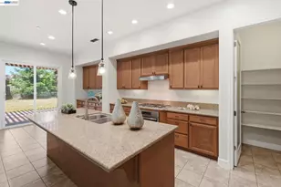 2359 Happy Valley Ln, Manteca, CA 95336 - Photo 15