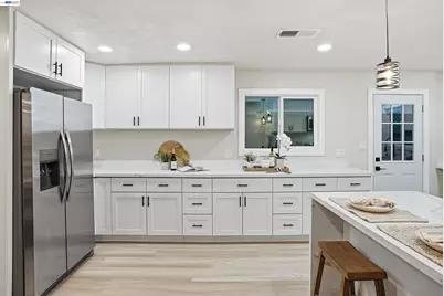 112 Martin Ave, Livermore, CA 94551 - Photo 9