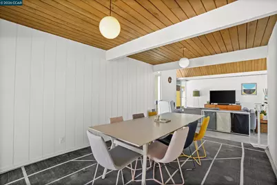 8010 Shay Dr, Oakland, CA 94605 - Photo 9