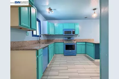 3823 Donner Ave, Fresno, CA 93726 - Photo 7
