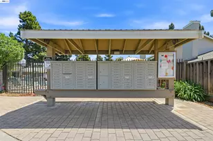 2402 Heathrow Ln, San Leandro, CA 94577 - Photo 57
