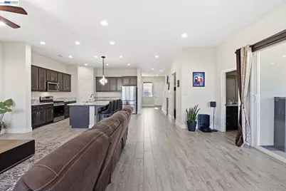 2394 Bharvani Ave, Manteca, CA 95337 - Photo 5