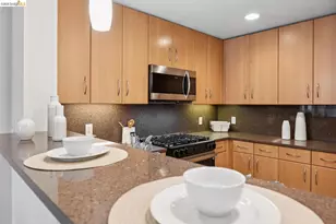 1511 Jefferson St, Oakland, CA 94612 - Photo 11