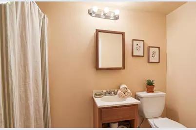 5081 Congress Ave, Oakland, CA 94601 - Photo 19