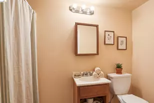 5081 Congress Ave, Oakland, CA 94601 - Photo 19