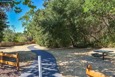 421 Stoneybrook Ct, Danville, CA 94506 - Photo 43