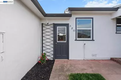 320 Beach Rd, Alameda, CA 94502 - Photo 11