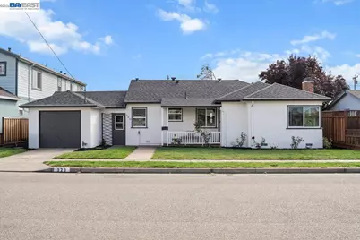 320 Beach Rd, Alameda, CA 94502 - Photo 1