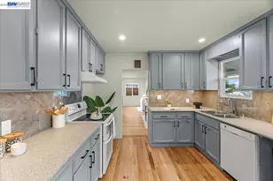 320 Beach Rd, Alameda, CA 94502 - Photo 25