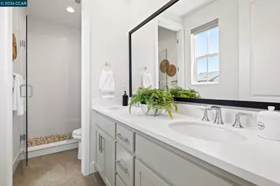 1380 Julia Ln, Concord, CA 94519 - Photo 11