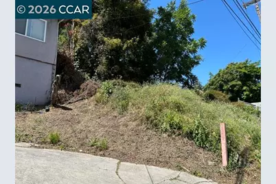 5229 Macarthur Blvd, Oakland, CA 94619 - Photo 13