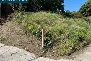5229 MacArthur Blvd, Oakland, CA 94619 - Photo 1