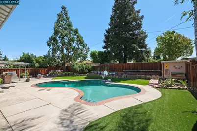 1325 Sumac Cir, Concord, CA 94521 - Photo 29
