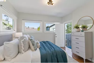 5501 Thomas Ave, Oakland, CA 94618 - Photo 25