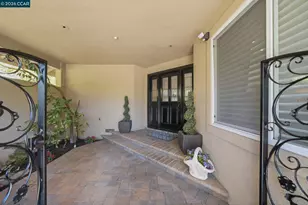 700 Blue Spruce Dr, Danville, CA 94506 - Photo 3