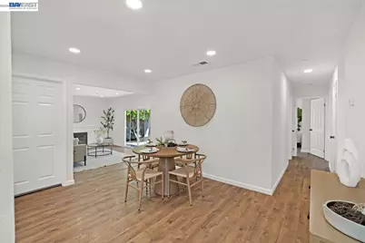 34352 Newton Ct, Fremont, CA 94555 - Photo 17