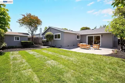 34352 Newton Ct, Fremont, CA 94555 - Photo 35