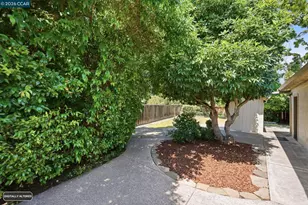 1645 Beckner Ct, Concord, CA 94521 - Photo 45